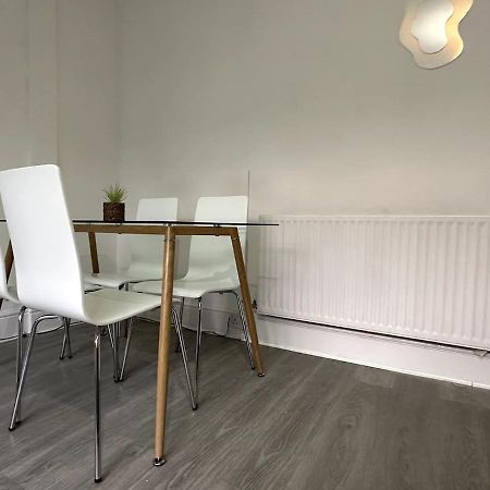 Wonderful 2 Bedroom On Tower Bridge Londres Extérieur photo