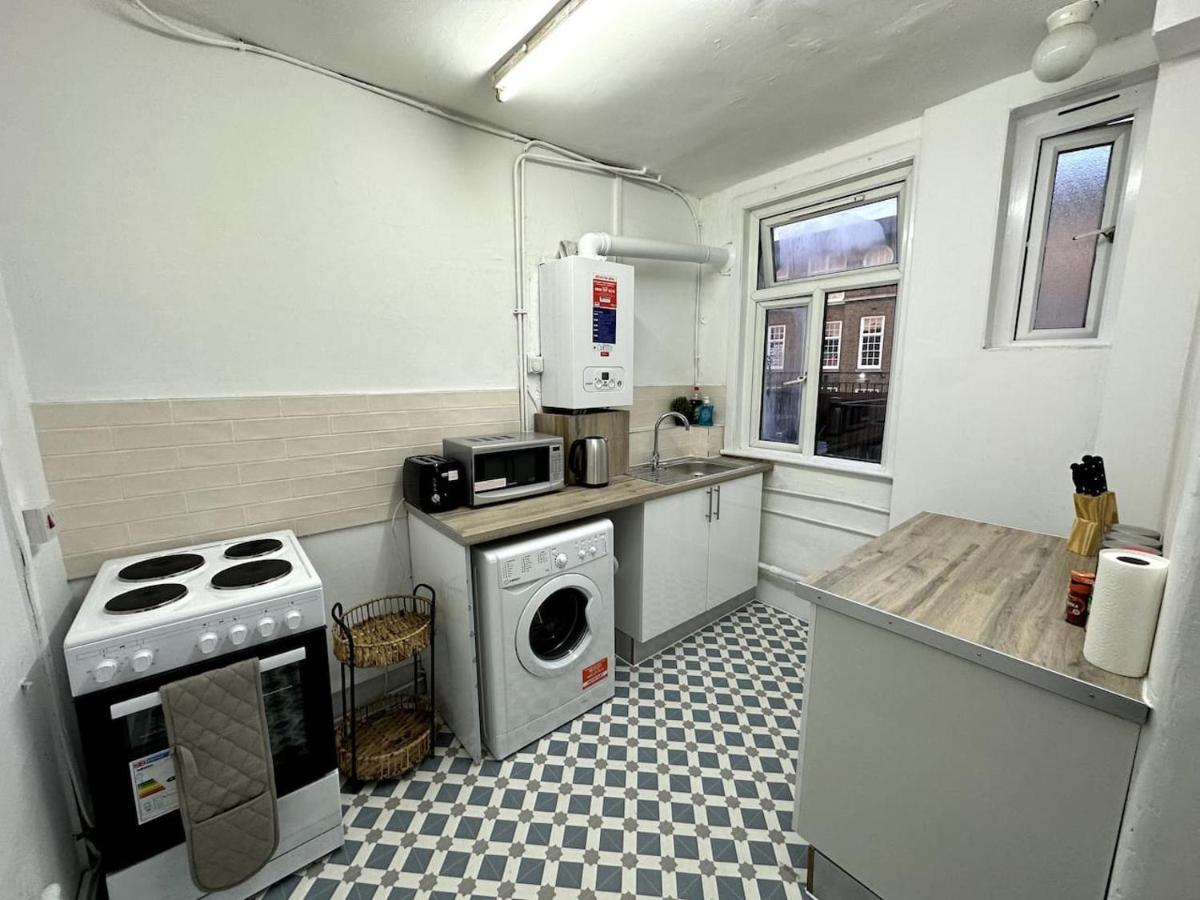 Wonderful 2 Bedroom On Tower Bridge Londres Extérieur photo